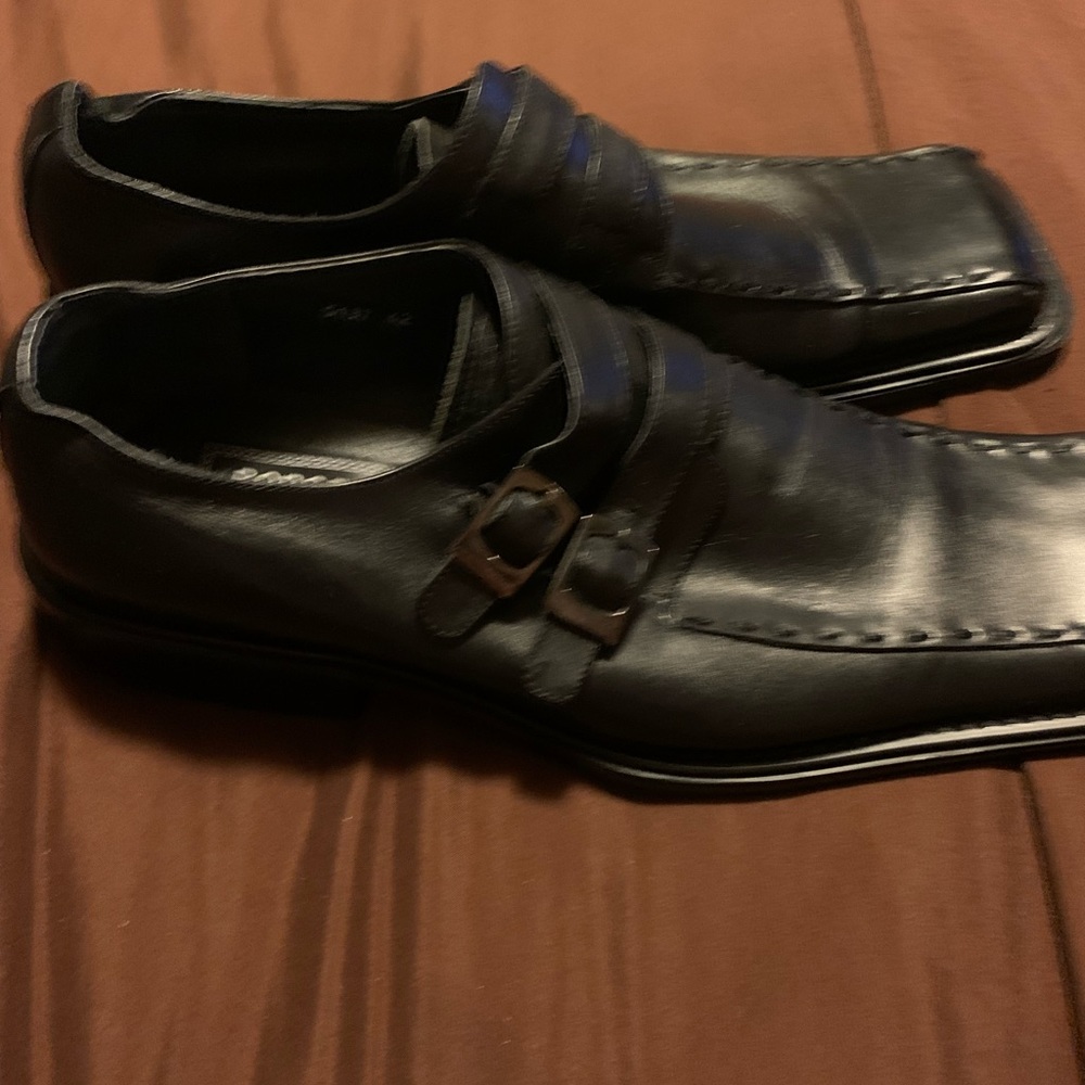 Dress shoes size 10